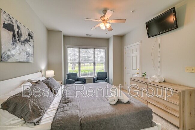 Building Photo - 4882 Luster Leaf Cir