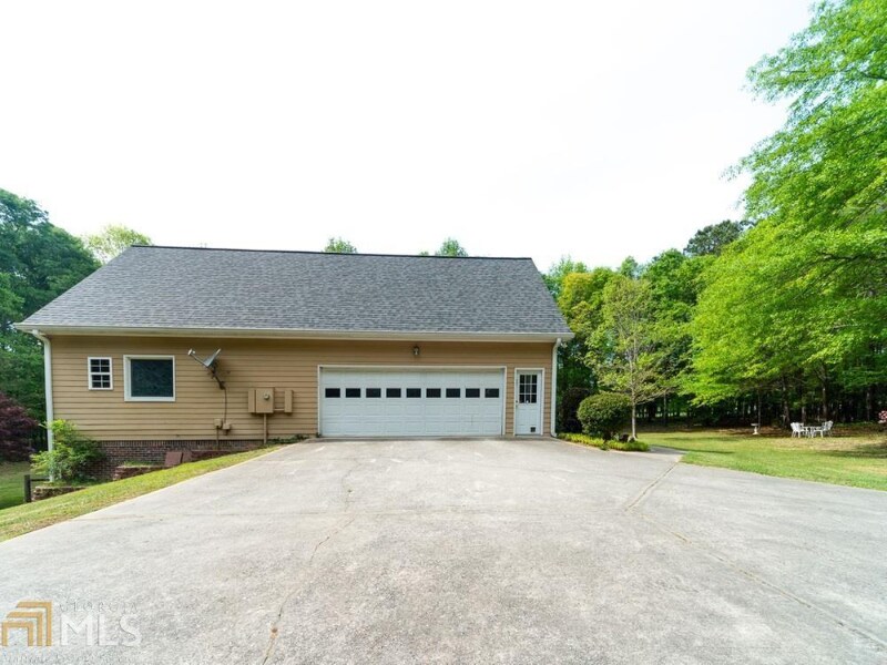 Building Photo - 1525 New Hope Rd