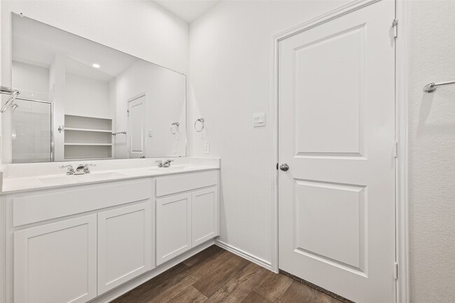 Building Photo - 4242 Wilsford Oak Wy