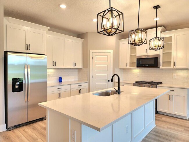 Building Photo - 3615 Savanna Palms Ct