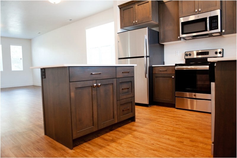 Building Photo - 390 W 200 N
