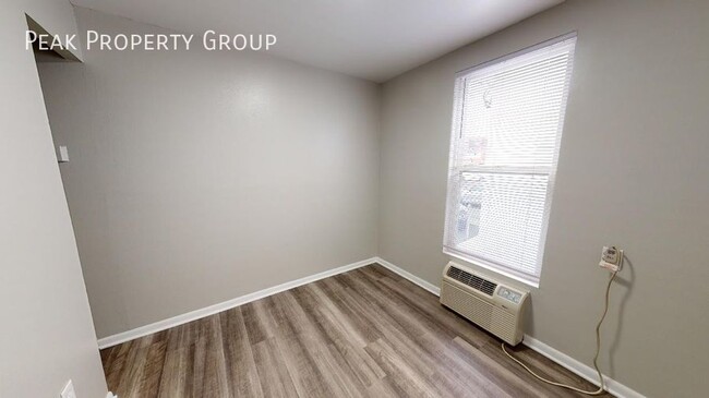 Building Photo - Available Fall 2024! $99 SECURITY DEPOSIT ...