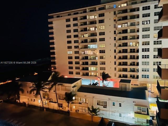 Building Photo - 9273 Collins Ave