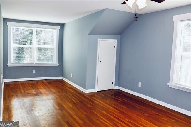 Building Photo - 1526 Childress Dr SW