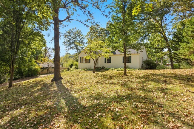 Building Photo - 139 Druid Dr