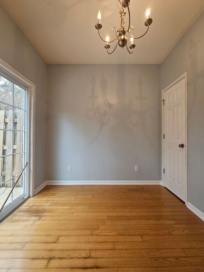 Building Photo - 104 Tuscany Ct