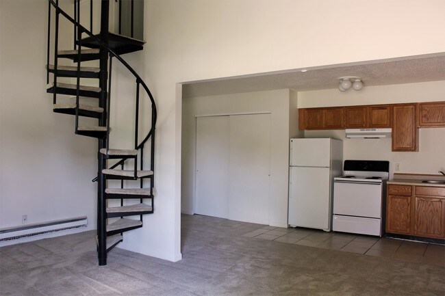 Building Photo - 383 Olympic Ln