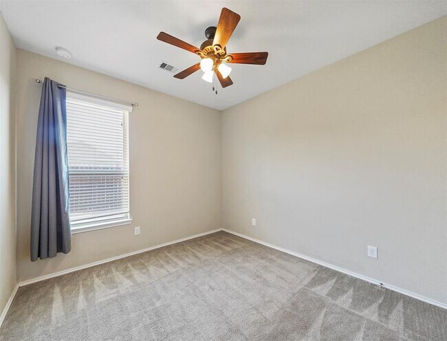 Building Photo - 16006 Arapaho Bend Ln