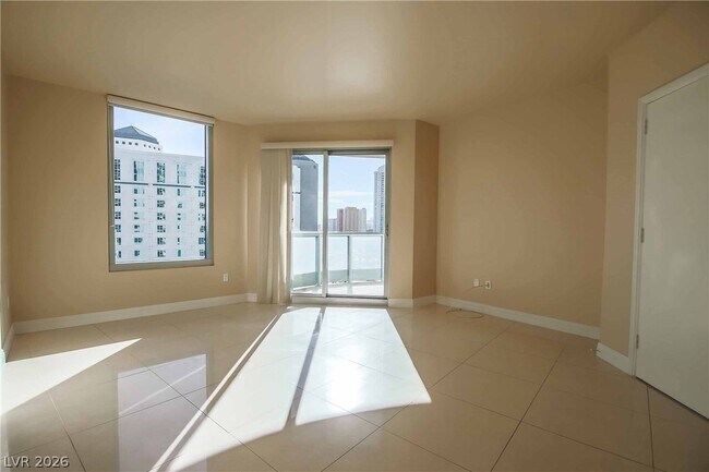 Building Photo - 322 Karen Ave