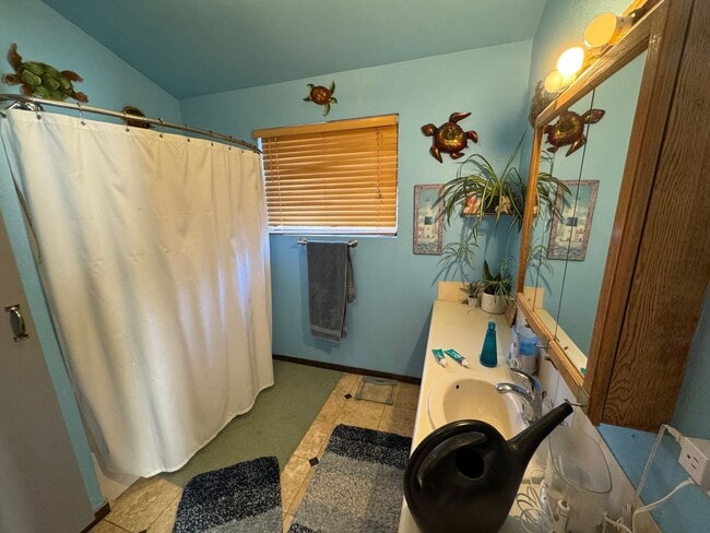 Building Photo - Lovely S. Boulder 5BD House on Open Space - Available June 1st!