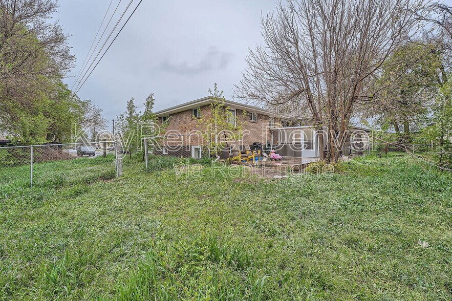Building Photo - 10609 W 48th Ave