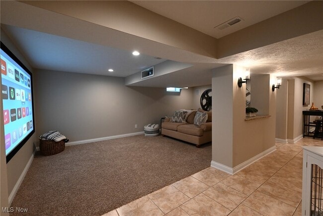 Building Photo - 1305 Fieldstone Ct