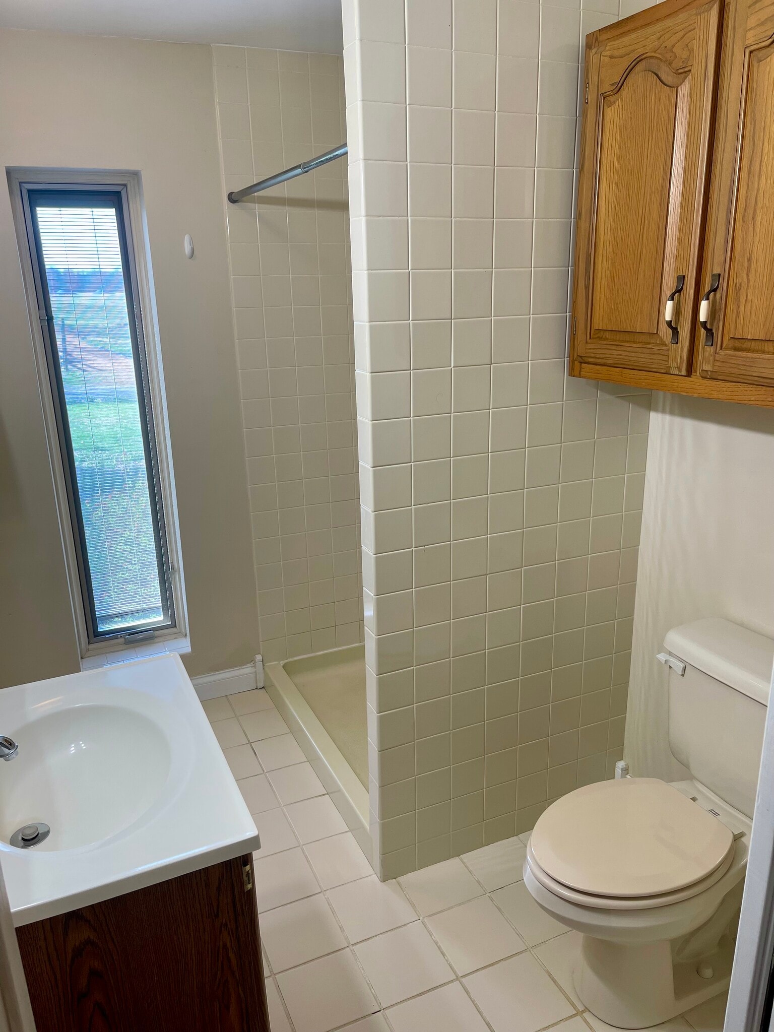 Building Photo - 1128 Clayton Dr