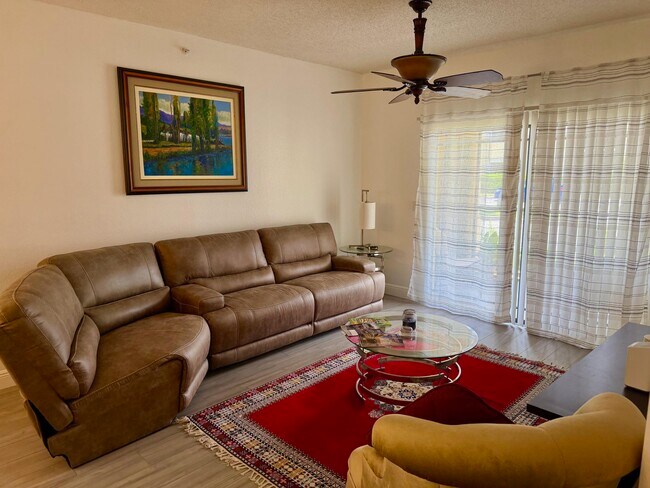 Building Photo - 3018 Alcazar Pl