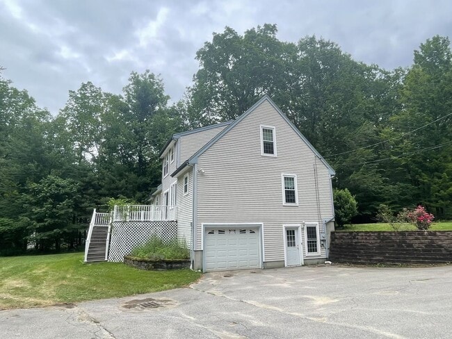 Building Photo - 3 Bed 2.5 Bath Home in Dover