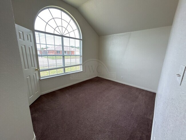 Building Photo - 5001 Morning Star Ln