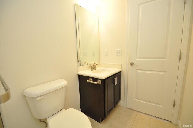 Building Photo - 5405 Cambridgeshire Loop