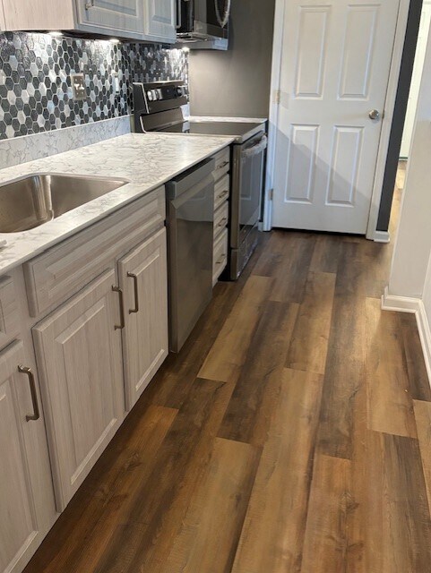 Building Photo - 743 Deering Rd