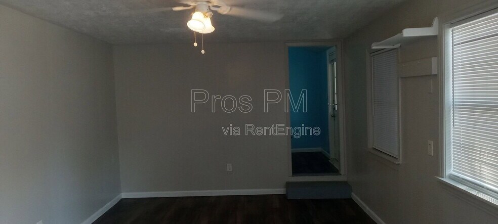 Building Photo - 14637 Kenny St