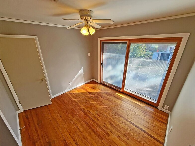 Building Photo - 959 Green Ridge Ct