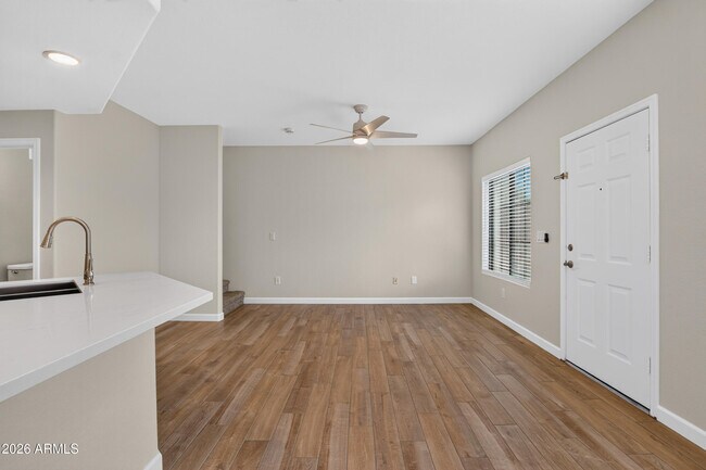 Building Photo - 3150 E Beardsley Rd