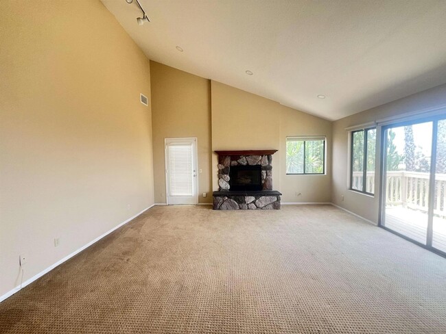 Building Photo - 524 Reisling Terrace