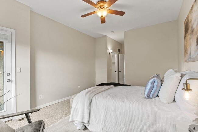 Building Photo - 4109 Sunny Vista Heights