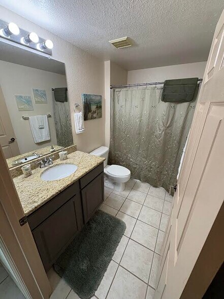 Building Photo - 15590 Ocean Walk Cir