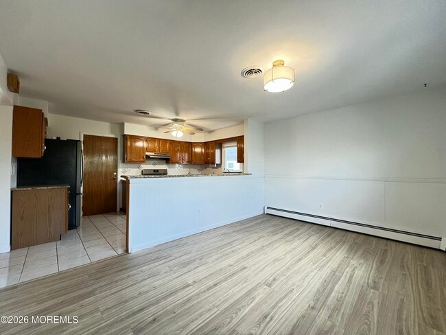 Building Photo - 9 Westport Dr