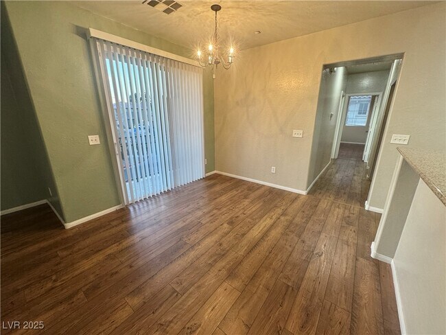 Building Photo - 4350 Westbury Square St