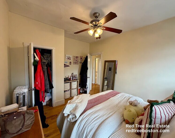 Unit 17 - 106 Myrtle St