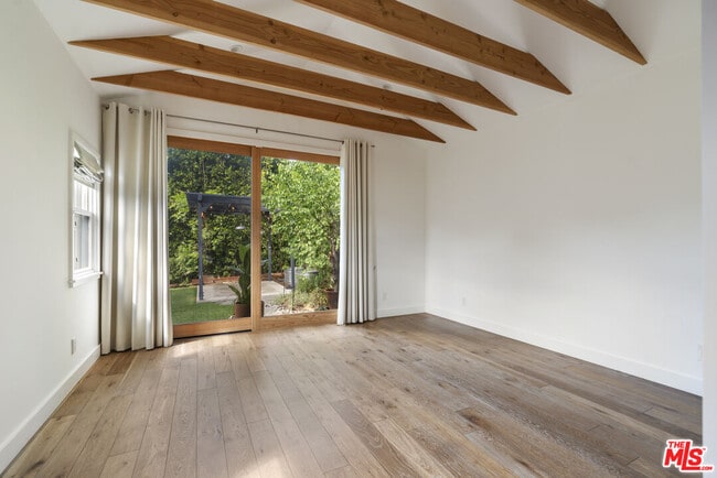 Building Photo - 4031 Camero Ave