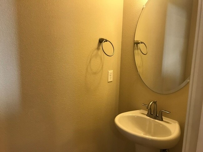 Building Photo - Privacy & Nature at Tonquin Woods: The Ultimate Villebois End-Unit