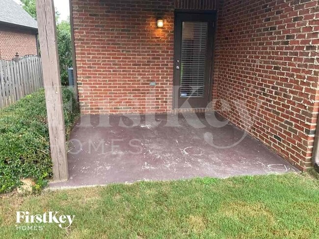 Building Photo - 3795 Abbeyglen Way