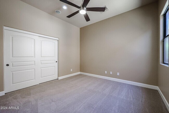 Building Photo - 17813 N 57th Pl