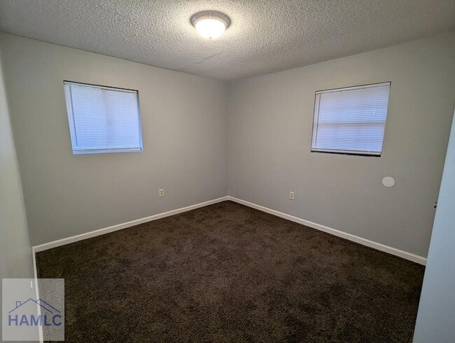 Building Photo - 417 Rogers Rd