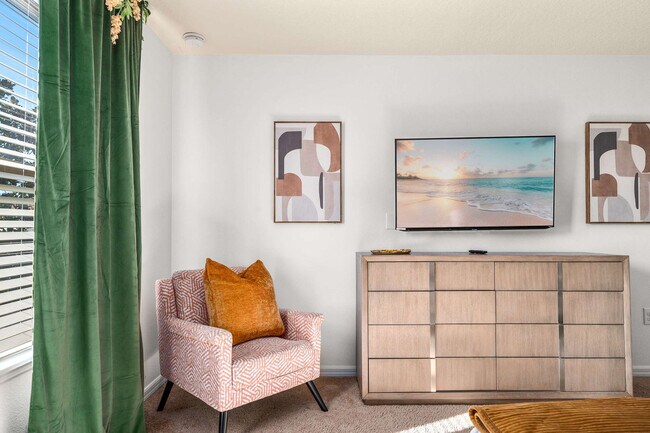 Building Photo - 1978 Majorca Dr