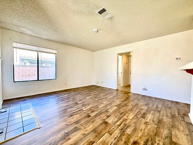 Building Photo - 43241 32nd St W