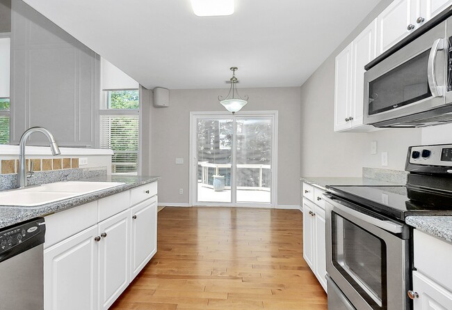 Building Photo - 5916 Downfield Wood Dr
