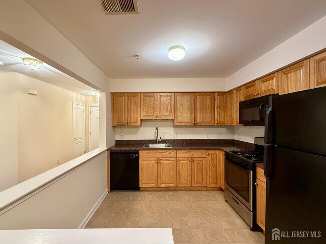 Building Photo - 1315 Fernwood Ct