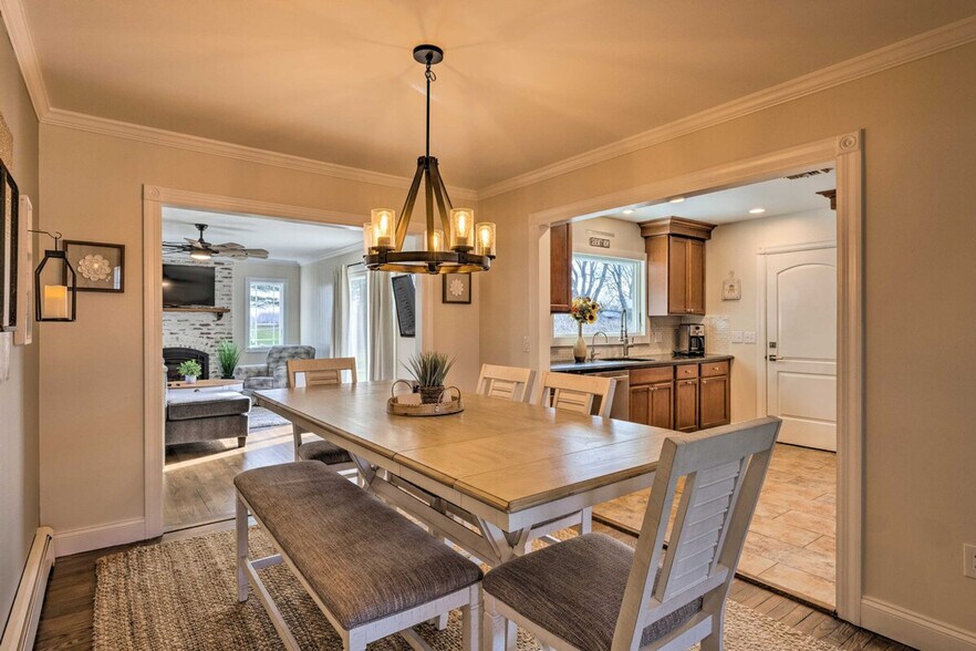 Building Photo - 500 Blossom Bend