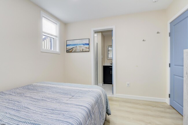 Building Photo - 125 N Wissahickon Ave