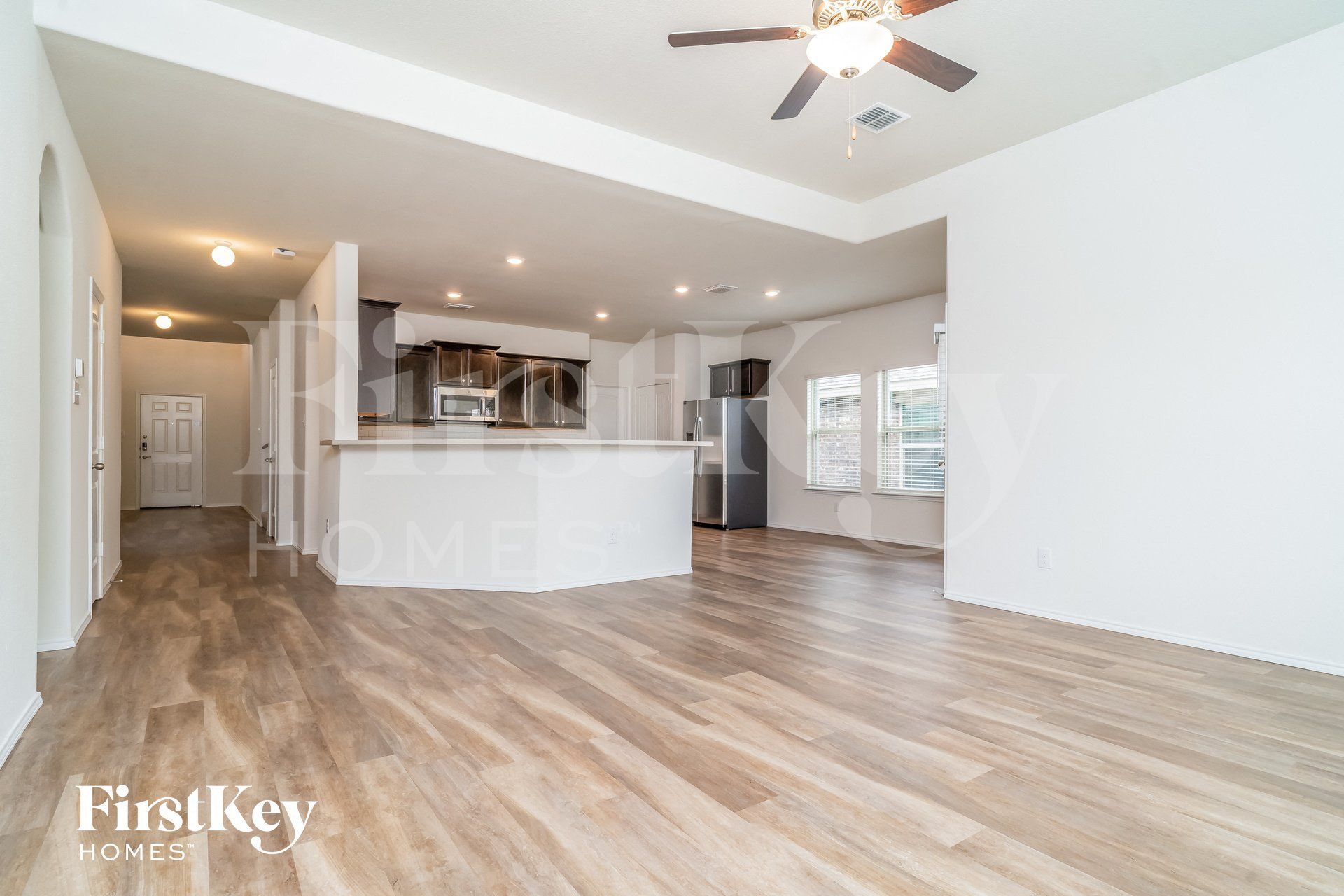 Building Photo - 446 Stuart Ln