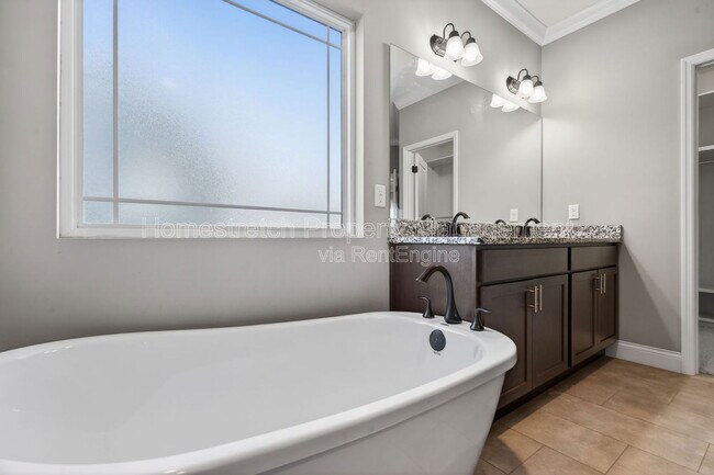 Building Photo - 4 Arancio Ct