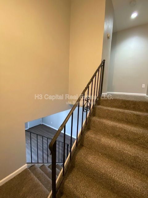 Building Photo - 108 Sunnyside St