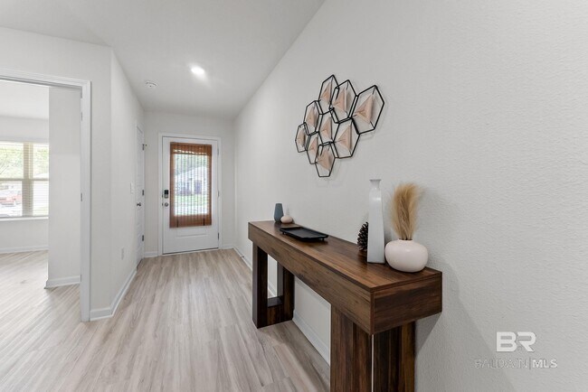 Building Photo - 15807 Laurelbrooke Lp