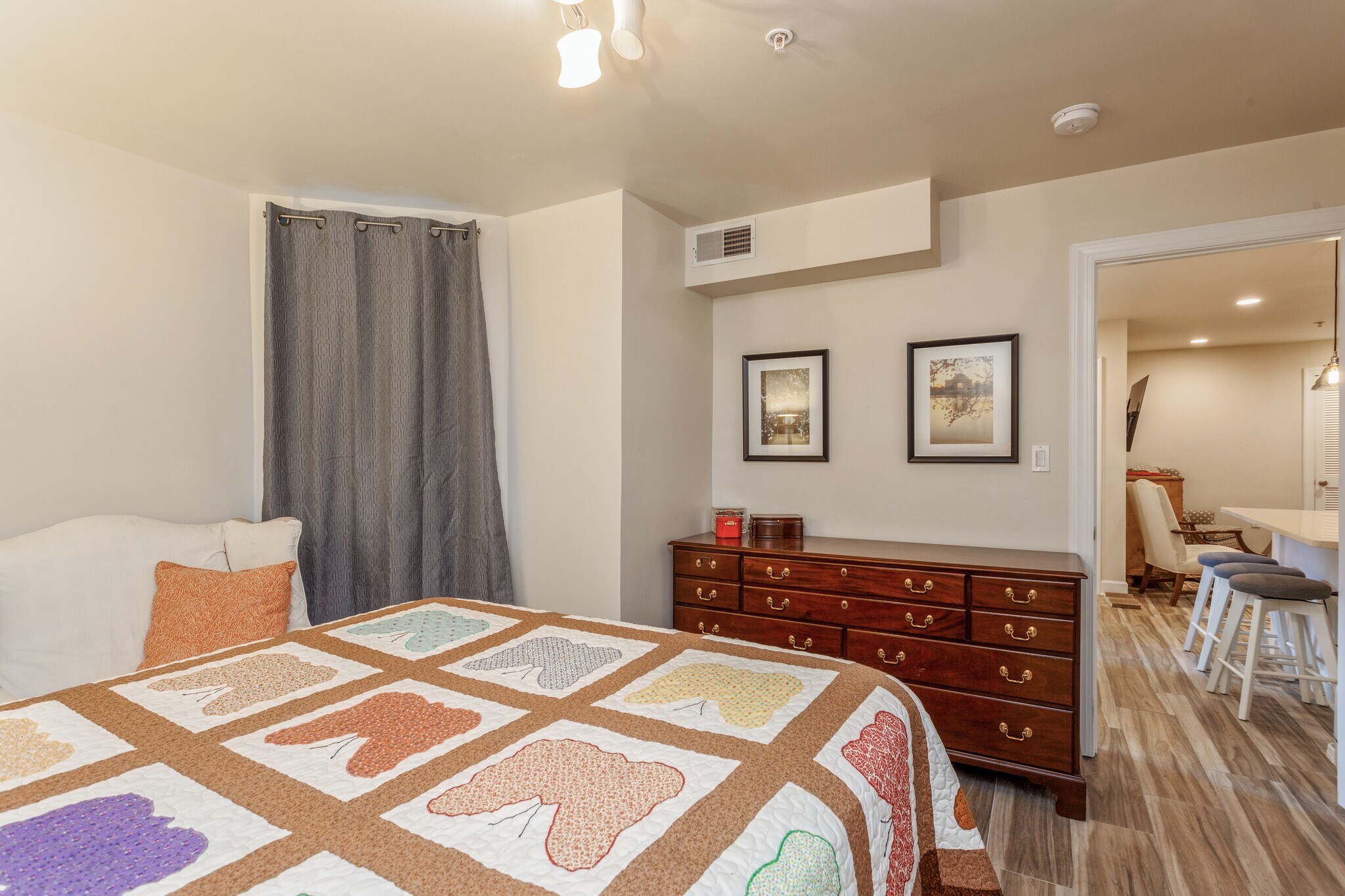 Building Photo - 304 Q St NW