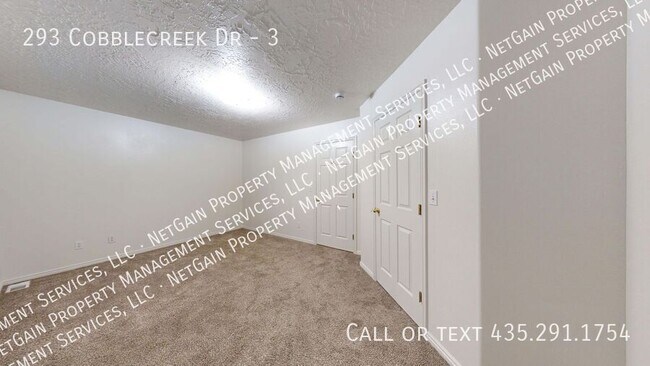 Building Photo - 293 E Cobblecreek Dr
