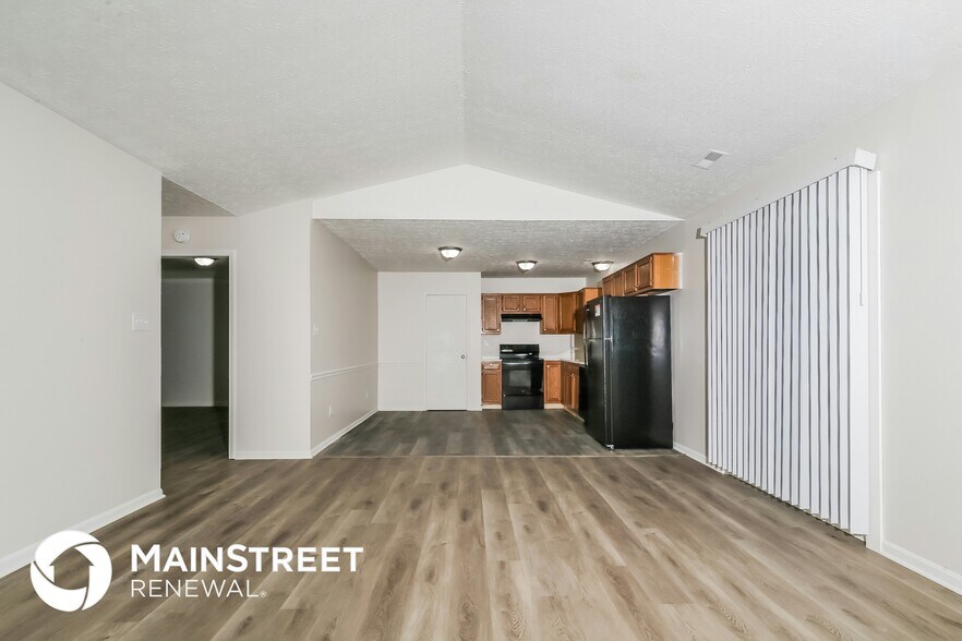 Building Photo - 4412 Rotterdam Dr