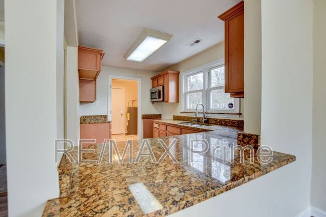 Building Photo - 2808 Arcadia Ave